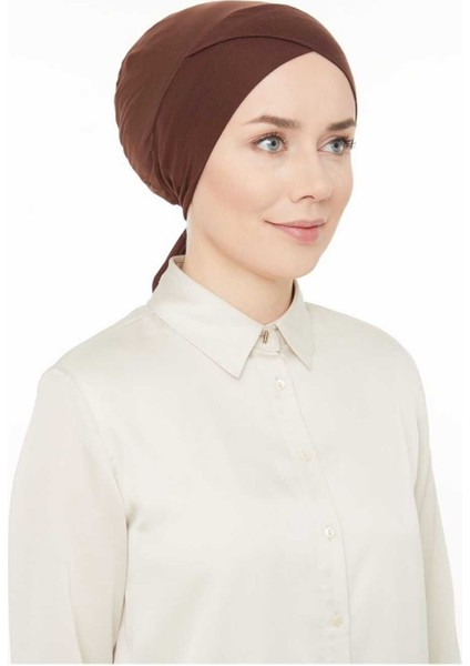 Fileli Dikişsiz Çapraz Bone Kahverengi