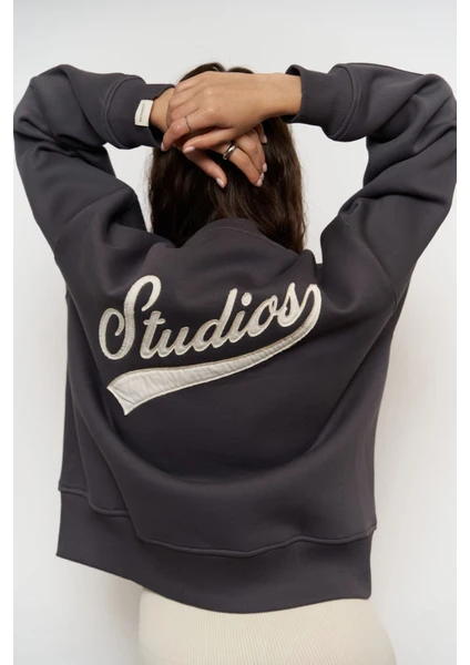 Collection Street Studios Antrasit Oversize Sweatshirt