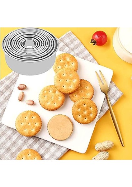 Çerez Kesiciler - Bisküvi Kesiciler / Paslanmaz Çelik Hamur Kesiciler / Kek Pasta Kesiciler / Kek Kurabiye Scone Kesiciler Pişirme Pişirme Için Kalıplar Pulları (Yuvarlak Kenar, 11 (Yurt Dışından)