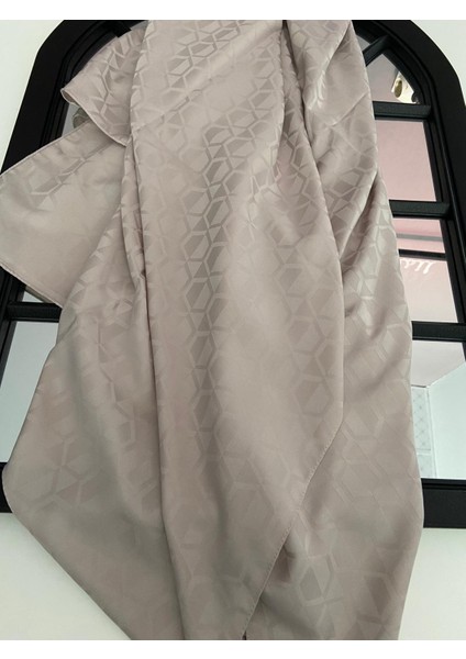 Aminenesil Kubbe Desen Sara Jakar Şal Siyah Renk fiyatları