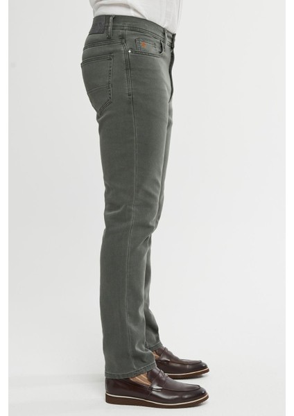 Regular Fit Yüksek Bel Esnek Dokuma Denim Kot Pantolon C356