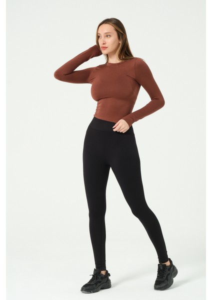 Uzun Kollu Yuvarlak Yaka Crop Top Seamless fırsatları