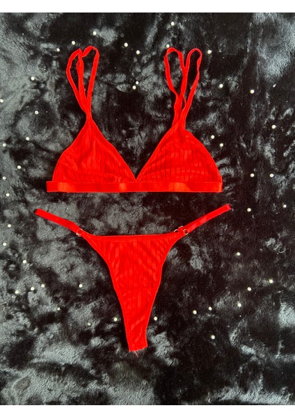 Kırmızı Üçgen Sütyen Takımı modelleri