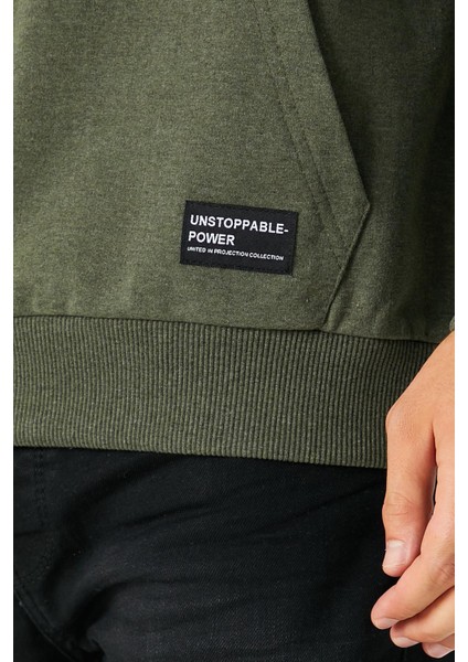 Erkek Haki Basic Kapüşonlu Regular Fit Normal Kesim 2 Iplik Kumaş Günlük Sweatshirt indirimleri