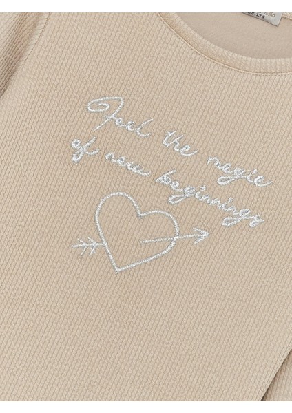 Kız Çocuk Nakışlı Kalpli Bürümcük Sweatshirt fiyatları