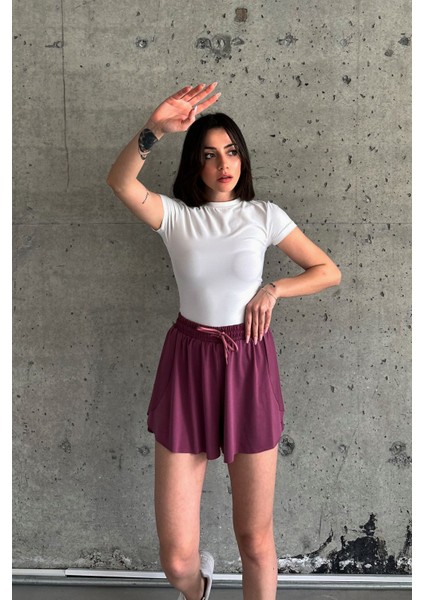 Bol Kesim Taytlı Spor Şort
