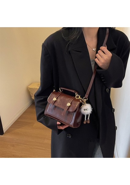 Kadınlar Için Retro Basit Çanta 2024 Bahar Yeni Stil Moda Omuzdan Askili Çanta Basit Crossbody Küçük Kare Çanta (Yurt Dışından) fırsatları