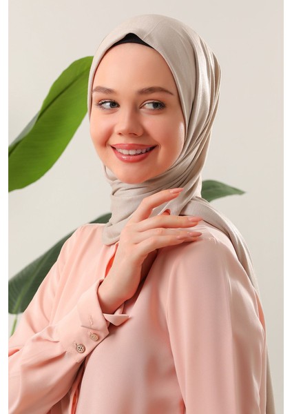Tesettür Penye Şal Krem modelleri