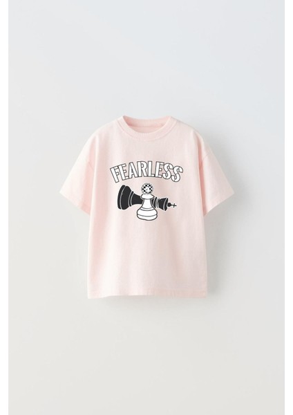 The Champ Fearless Yazılı Satranç Tasarım Baskılı Pembe Erkek Çocuk T-Shirt
