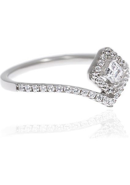 Kadın Kare Taş Detay Gümüş Yüzük