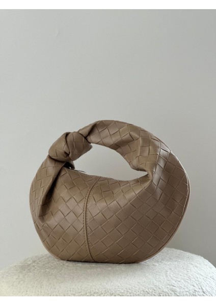 Capsule Model fiyatları