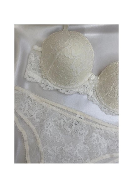 Beyaz Destekli Bralet Takım