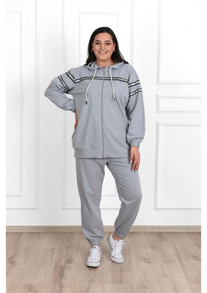 Kadın Sim Detaylı Büyük Beden Eşofman Takımı 3671-23 fırsatları