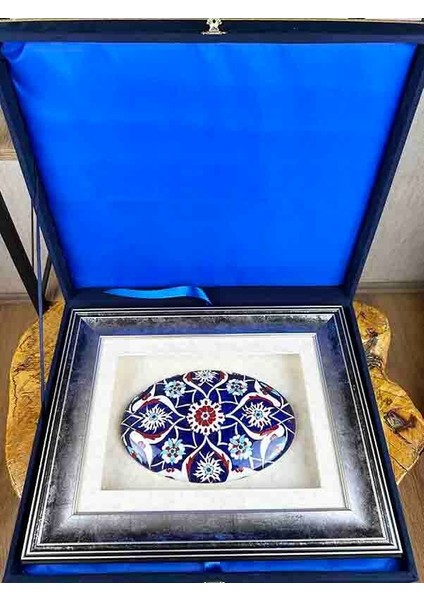 Kurumsal Hediye Mavi Lotus Motifli Paspartulu Iznik Çini fiyatları