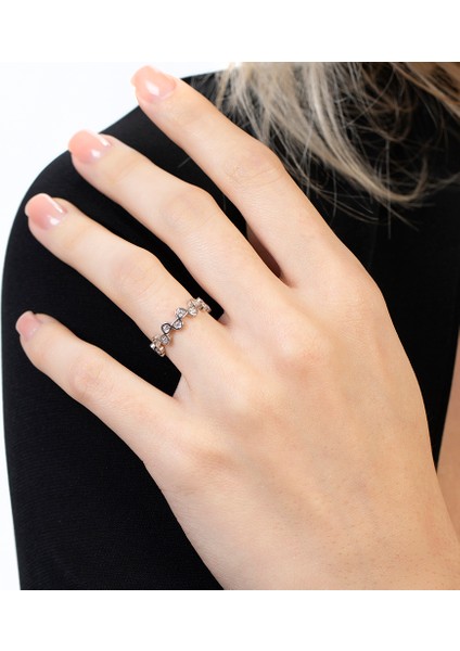 Zirkon Taşlı Taç Tasarım Silver Renk Free Size 925 Ayar Gümüş Kadın Yüzük fırsatları