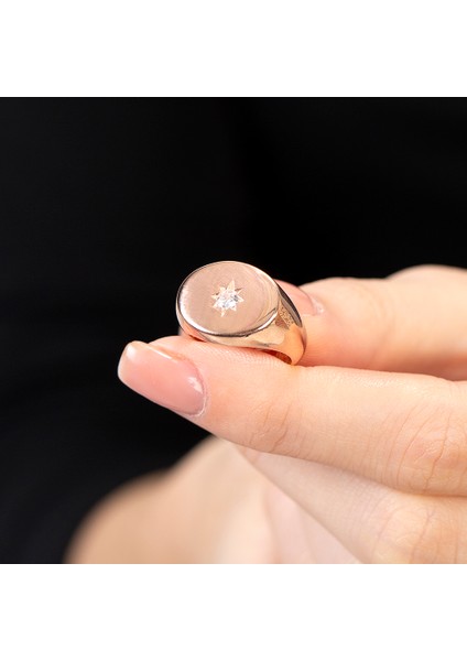 Beyaz Zirkon Taşlı Yıldız Detaylı Rose Renk Free Size 925 Ayar Gümüş Kadın Tektaş Yüzük fiyatları