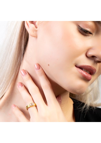 Beyaz Zirkon Taşlı Zincir Tasarım Gold Renk Free Size 925 Ayar Gümüş Kadın Tektaş Yüzük modelleri