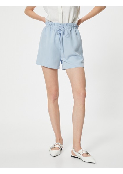 Beli Bağcıklı Mini Şort Relax Fit Cepli modelleri