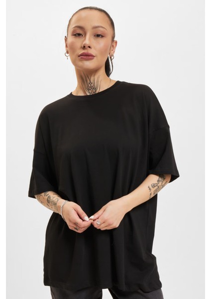 Kadın Onlmay Bisiklet Yaka Oversize Pamuk T-Shirt 15261790 Siyah modelleri