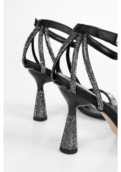 Kadın Conny Siyah Saten Taşlı Topuklu Ayakkabı indirimleri