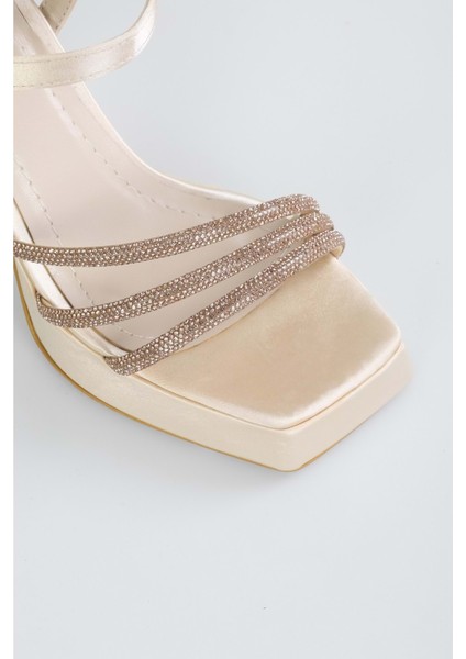 Kadın Merdia Ten Saten Taşlı Platform Topuklu Ayakkabı modelleri