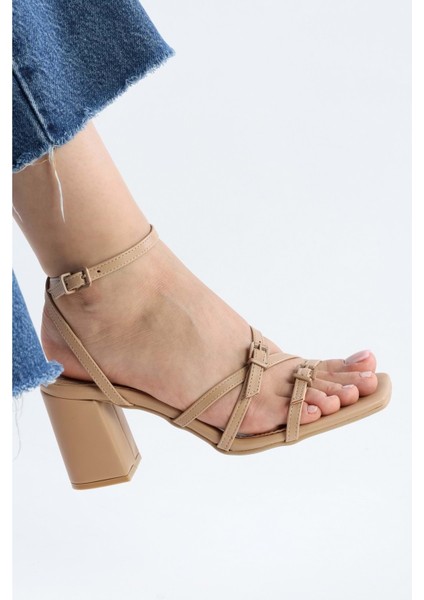 Kadın Boyze Ten Kemer Tokalı Topuklu Ayakkabı indirimleri