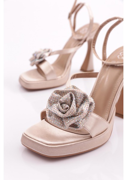 6950 Gül Desenli Topuklu Abiye Ayakkabi fırsatları