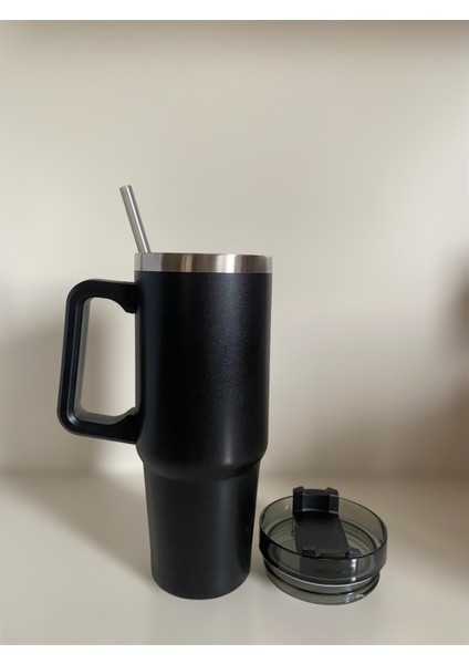Stainless Steel Pipetli Yandan Tutmalı 0.89 Lt Siyah Seyahat Termosu modelleri