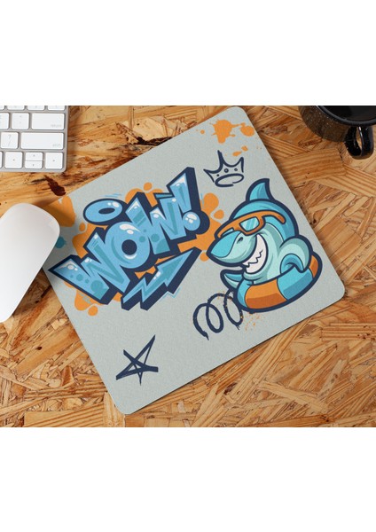 Wow Yazılı Köpek Balığı Baskılı Dikdörtgen Şeklinde Hediyelik ve Günlük Kullanıma Uygun Mouse Pad