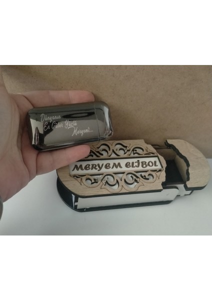 Çakmak Kişiye Özel Isim Yazılı ve Mdf Tasarım Kutulu No:34