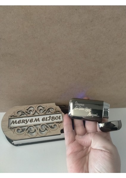 Çakmak Kişiye Özel Isim Yazılı ve Mdf Tasarım Kutulu No:34 fiyatları