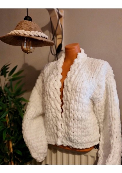 Beyaz Puffy Polar Chunky Hırka Ceket Beyaz / Standart fiyatları