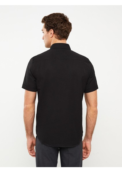 Lcwaıkıkı Basic Regular Fit Kısa Kollu Poplin Erkek Gömlek