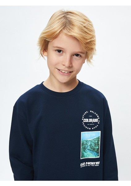 Lcw Kids Rahat Kalıp Bisiklet Yaka Baskılı Erkek Çocuk Sweatshirt