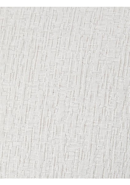 Slim Fit Tişört Bisiklet Yaka Kısa Kollu Dokulu indirimleri