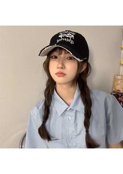 Amerikan Retro Beyzbol Şapkası Kadın Yırtık Mektup Genişlemiş Kenarlı Sivri Şapka (Yurt Dışından) fiyatları