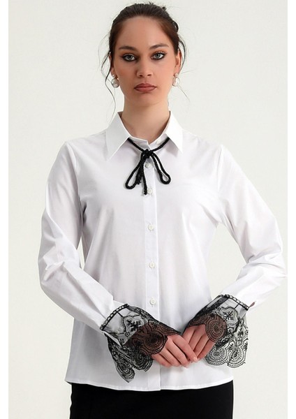 Kol Ucu Dantel Detaylı Yakası Kurdelalı Düğmeli Uzun Kol Rahat Kalıp Tarz Gömlek fiyatları