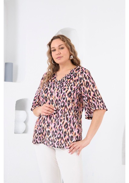Kolye Detaylı Büyük Beden Leopar Bluz fiyatları
