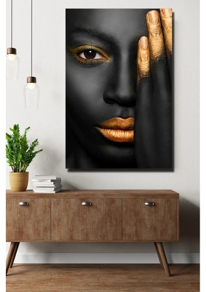 Gold ve Siyah Makyajlı Kadın Yüzü Kanvas Tablo