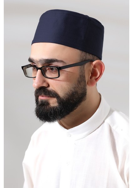 Lacivert Kapitone Elif Vav Nakışlı Kalıp Namaz Takkesi