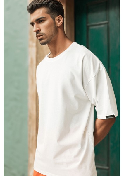 Erkek Plain Oversize Beyaz T-Shirt indirimleri