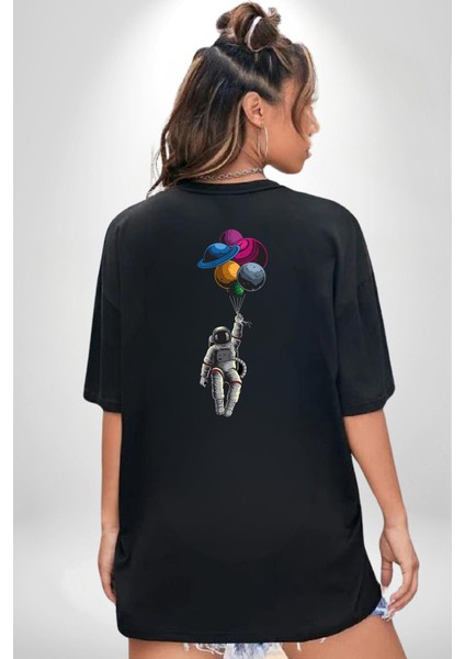 Gezegenler Balon Astronot Yükselişi Siyah Oversize Kadın Erkek Ön ve Sırt Baskılı T-Shirt