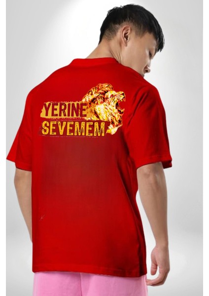 Yerine Sevemem Aslan Sarı Kırmızı Kırmızı Oversize Kadın Erkek Ön ve Sırt Baskılı T-Shirt