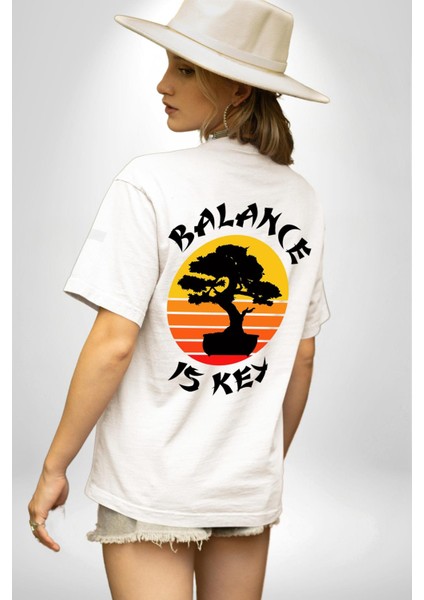 Karete Çocuk Bonsai Beyaz Oversize Kadın Erkek Ön ve Sırt Baskılı T-Shirt fırsatları