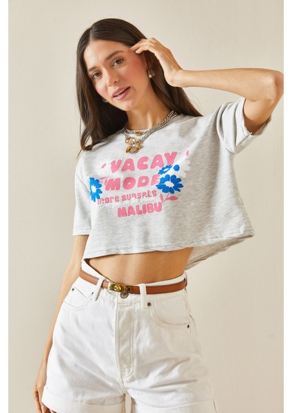 Gri Baskılı Bisiklet Yaka Crop T-Shirt 5YXK1-48564-03