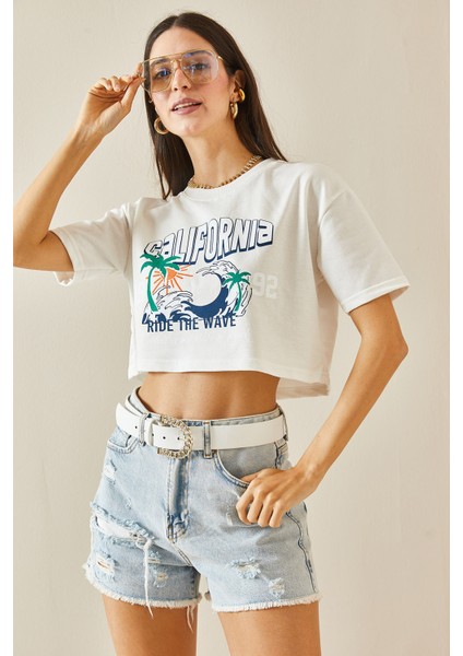 Beyaz Baskılı Bisiklet Yaka Crop T-Shirt 5YXK1-48565-01