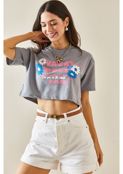 Füme Baskılı Bisiklet Yaka Crop T-Shirt 5YXK1-48564-33 fırsatları