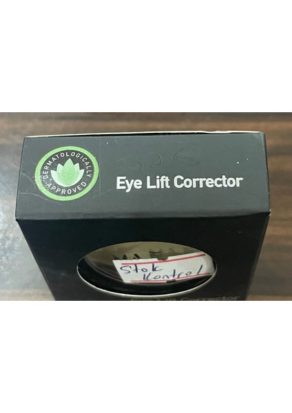 Make-Up Eye Lıft Corrector fırsatları