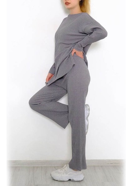 Mevsimlik Uzun Kollu Likralı Kadın Pijama Takımı 2026 modelleri
