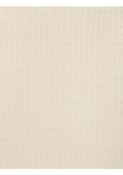 Slim Fit Tişört Bisiklet Yaka Kısa Kollu Dokulu indirimleri